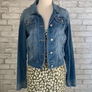 🦋💙Bluejean💙🦋Altar’d State denim jacket